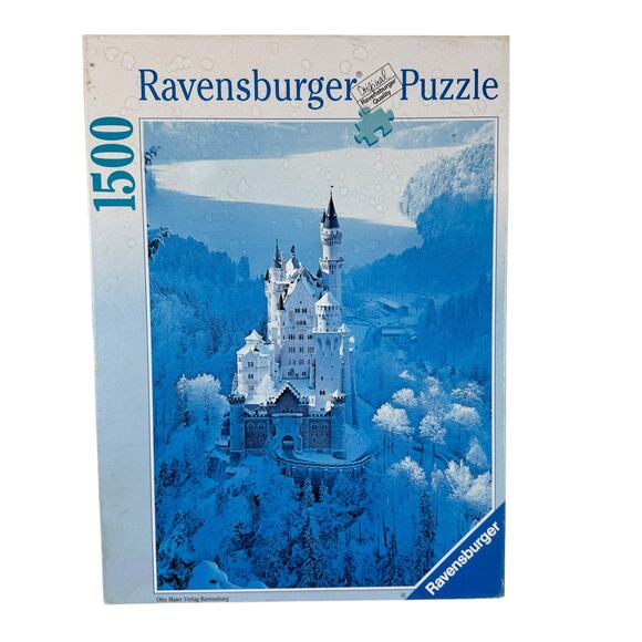 Ravensburger Vintage 1992 Neuschwanstein Castle Winter Scene 1500 Piece Puzzle - Picture 1 of 6